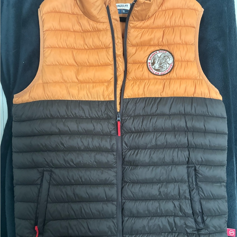 Magellan Outdoors Two-Tone Puffer Vest